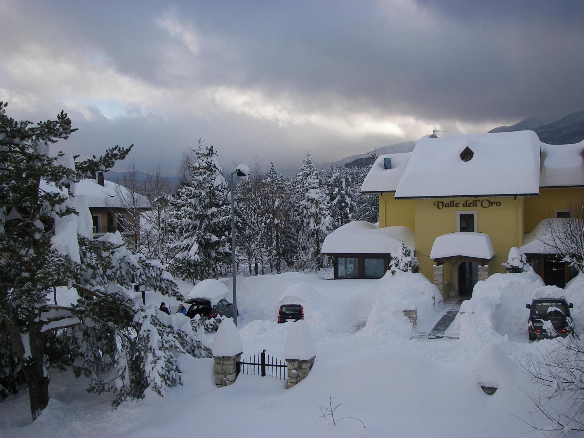 Hotel Valle Dell' Oro Pescasseroli Kültér fotó